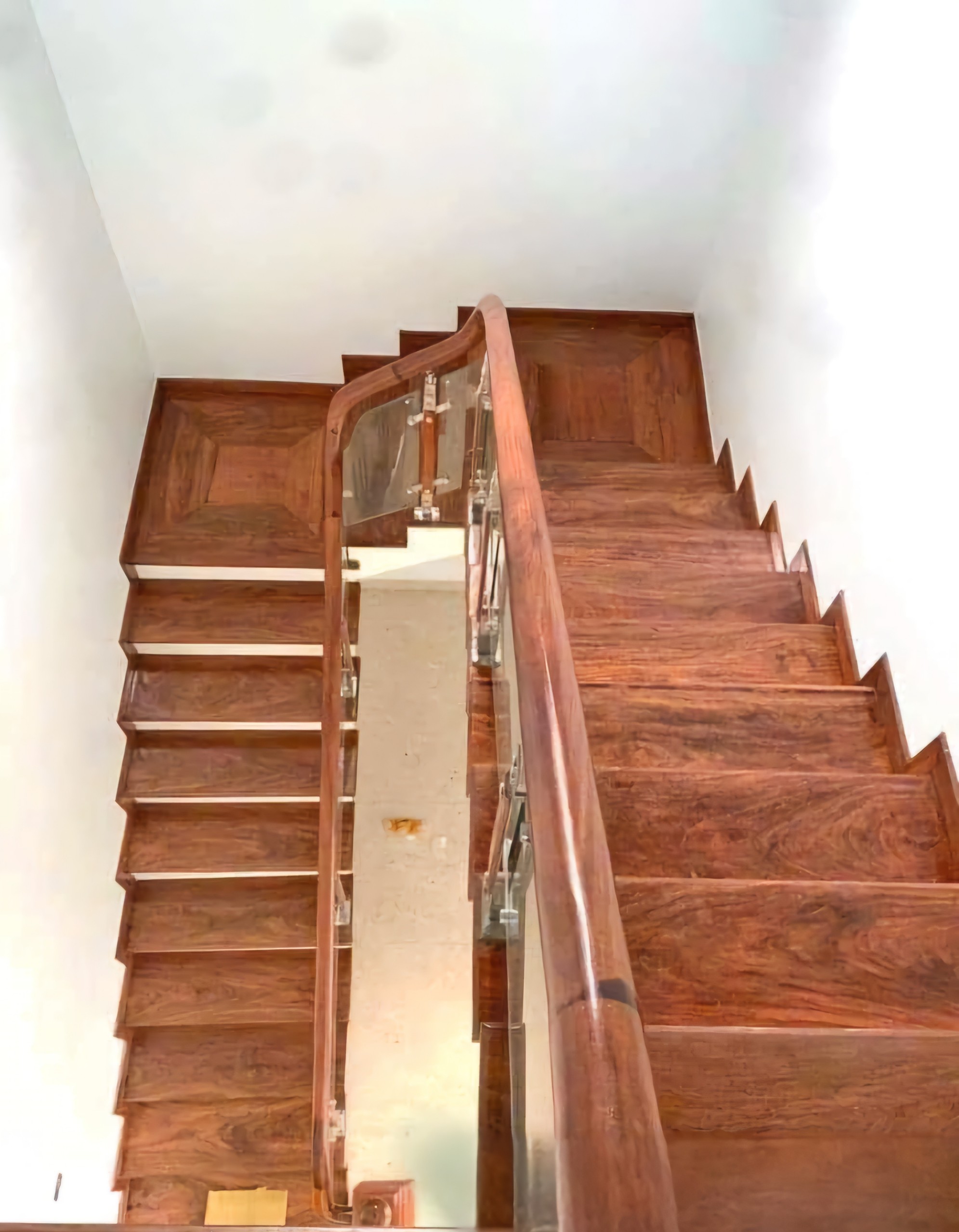 Nhà tôi cho thuê nhà, 123m2_ 5T; Huỳnh Thúc Kháng, Nguyên Hồng -39 tr
