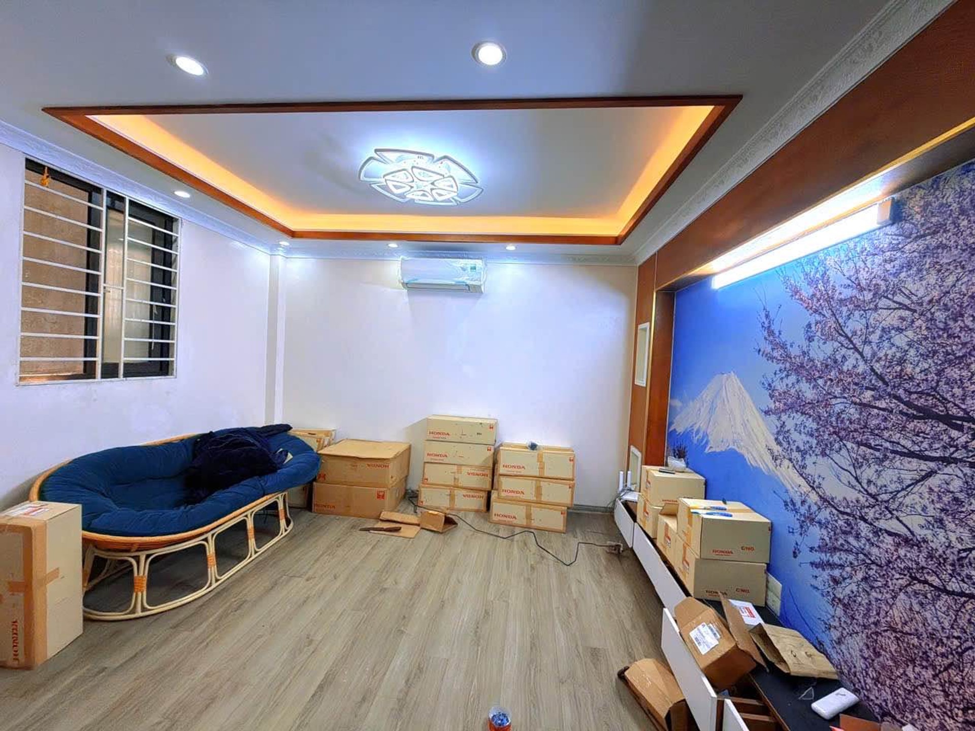 Bán nhà Hàng Chuối sát phố Trần Hưng Đạo 45m 6 tầng thoáng chỉ Đầu 10 tỷ