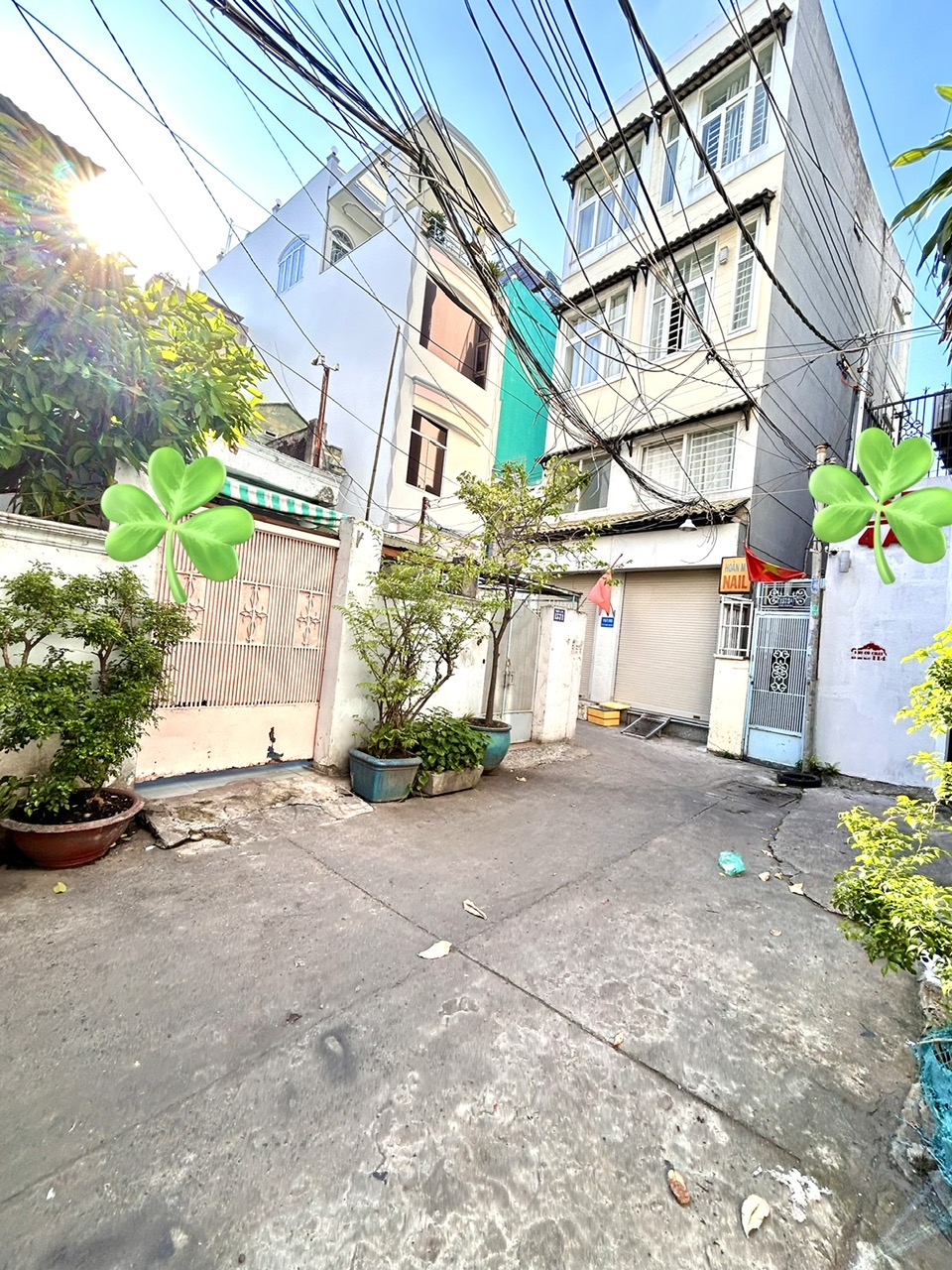NHÀ ĐẸP KẾ NGAY MT TÔN THẤT THUYÊT- 4 TẦNG- XE HƠI ĐẬU CỬA- GIAO THƯƠNG BẾN VÂN ĐỒN VÀ NGUYỄN THẦN HIẾN- QUA HOÀNG DIỆU- KHÁNH HỘI - NGUYỄN TẤT THÀNH.