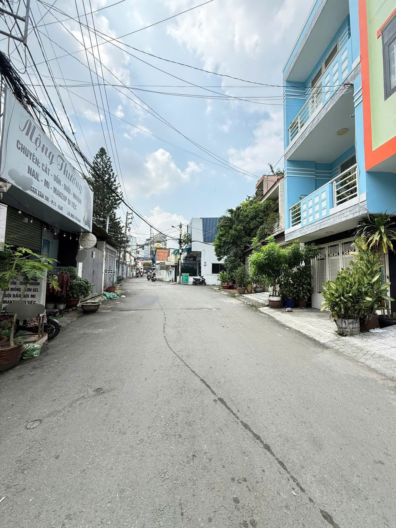 Bán nhà Hẻm 8m Lạc Long Quân - gần Hòa Bình, 88m2 (4,3x20m), 2 Tầng, 1 đời chủ, 9,9 Tỷ.