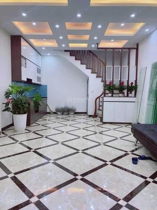 Rẻ nhất Hoàng Văn Thái, 40m2X4T, ngõ thông KD, ôtô tải qua nhà, gần phố giá 7,55(Cam kết tin chuẩn)