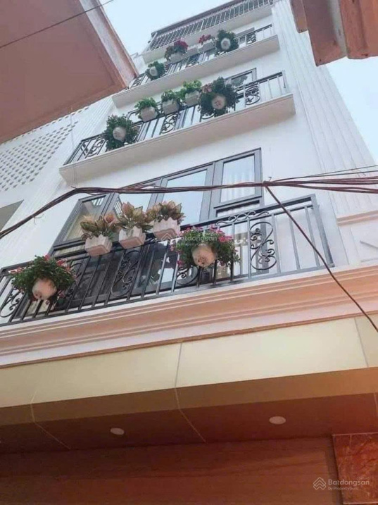 Rẻ nhất Hoàng Văn Thái, 40m2X4T, ngõ thông KD, ôtô tải qua nhà, gần phố giá 7,55(Cam kết tin chuẩn)