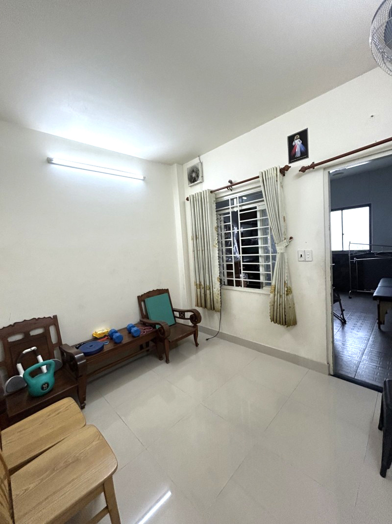 Bán Nhà Linh Chiểu Thủ Đức 62m² – 3 Tầng, 4 Phòng Ngủ – Hẻm Xe Hơi – Gần Vincom Võ Văn Ngân – Chỉ 6.5 Tỷ