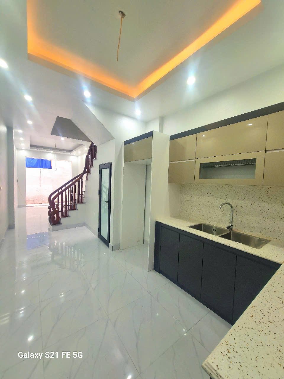 bán nhà kì bá, 3 tầng mới đẹp, giá nhỉnh 2 tỷ