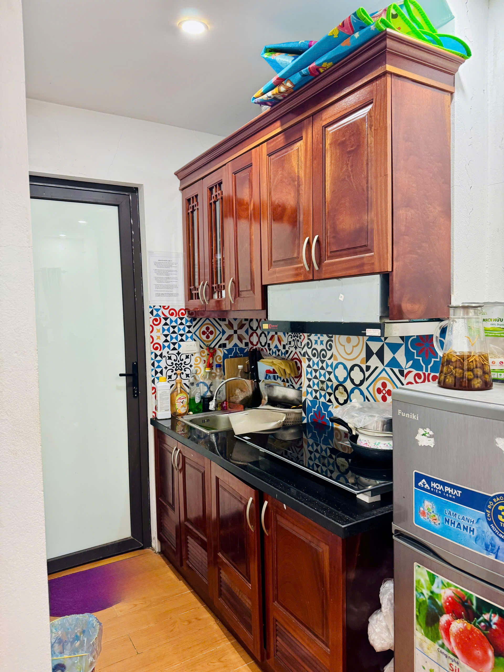 MÌNH CẦN NHƯỢNG PHÒNG FULL NỘI THẤT 35M2 TẠI 221 THỊNH QUANG, PHƯỜNG THỊNH QUANG, QUẬN ĐỐNG ĐA, HÀ NỘI