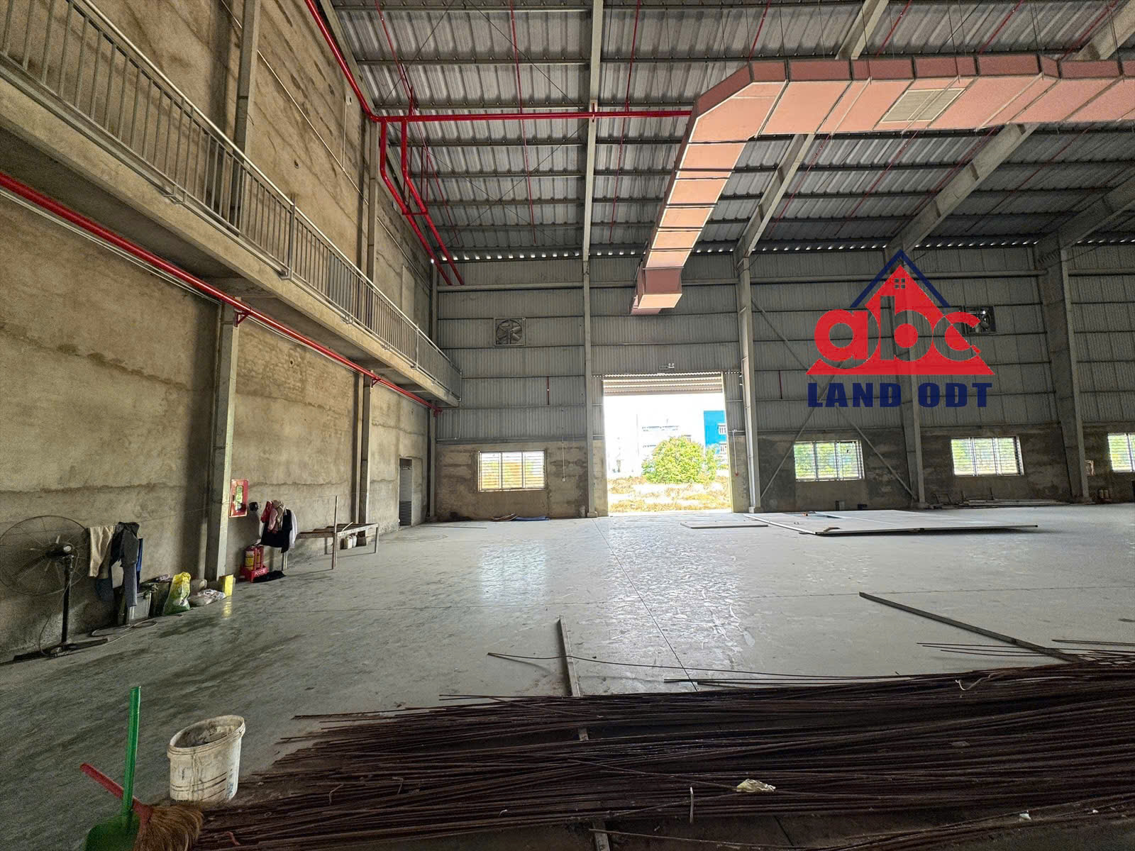 xưởng sản xuất phù hợp nhiều ngành nghề, tiếp nhận linh hoạt, kết cấu kiên cố, giao xưởng liền