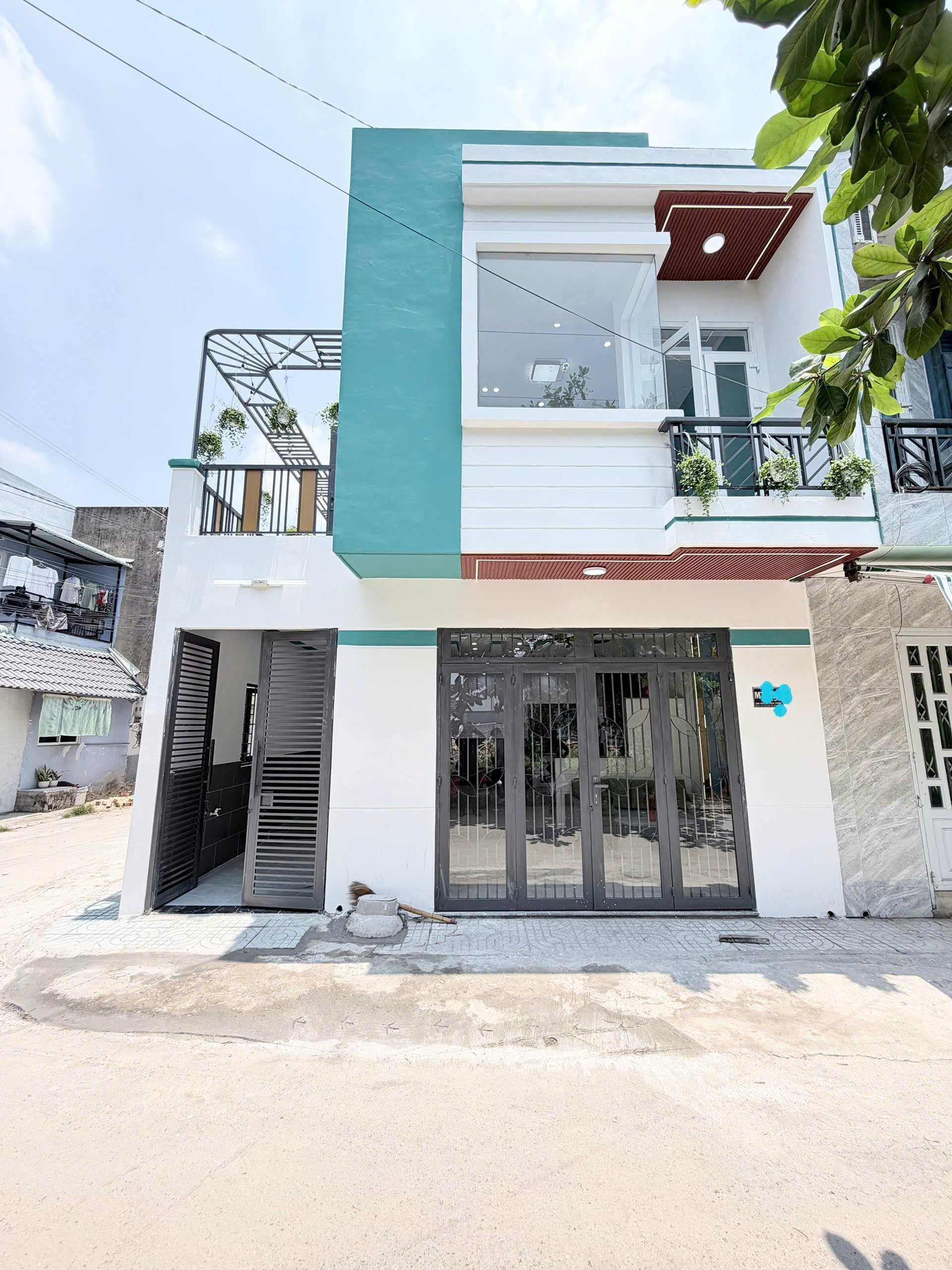 kẹt tiền Bán gấp  Căn Nhà Ở ngay gần chợ Mỹ Hạnh Nam, Đức Hòa