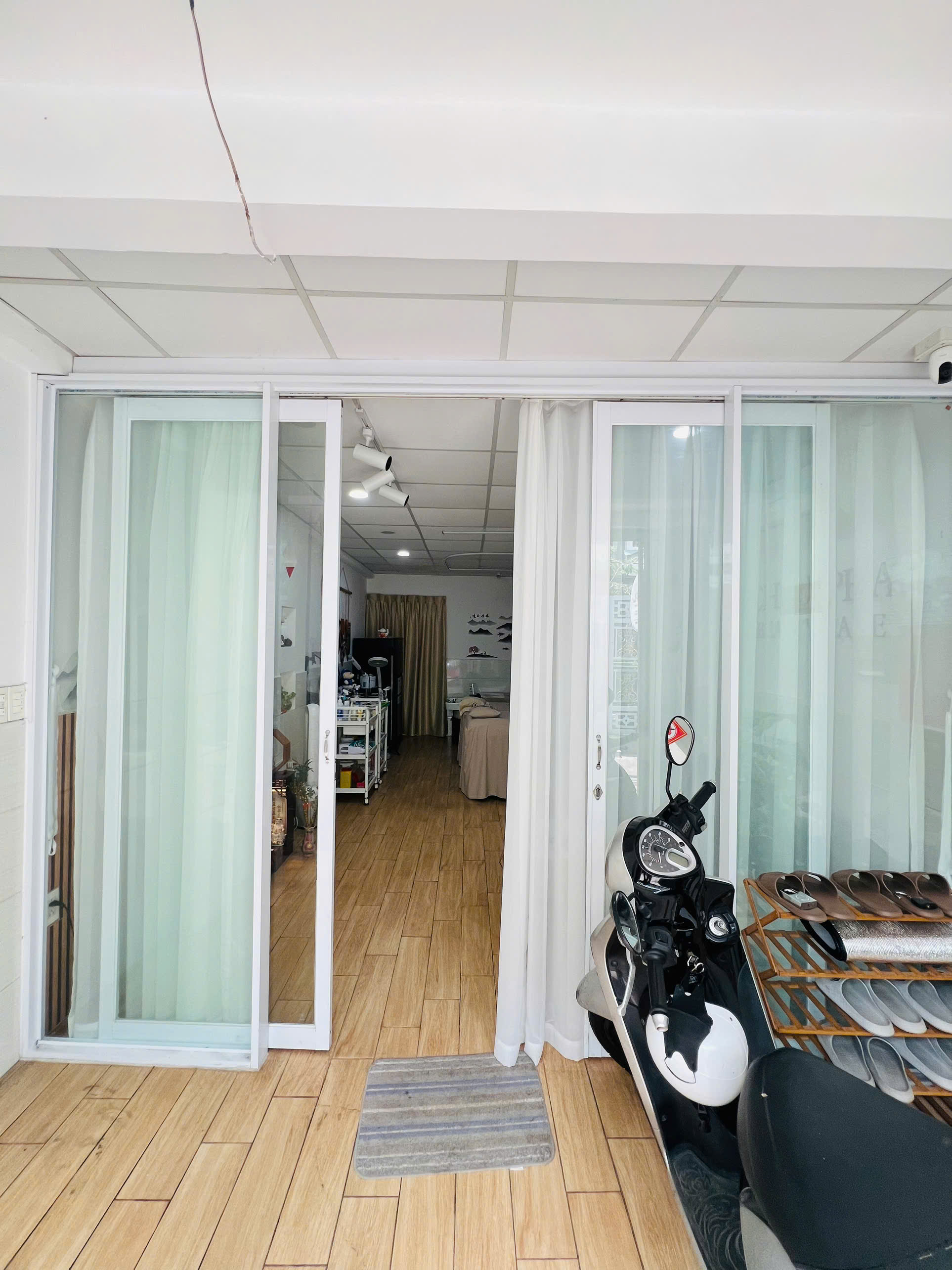 CHÍNH CHỦ CẦN SANG NHƯỢNG MẶT BẰNG SPA MẶT TIỀN ĐƯỜNG YÊN ĐỖ, BÌNH THẠNH,TPHCM-1