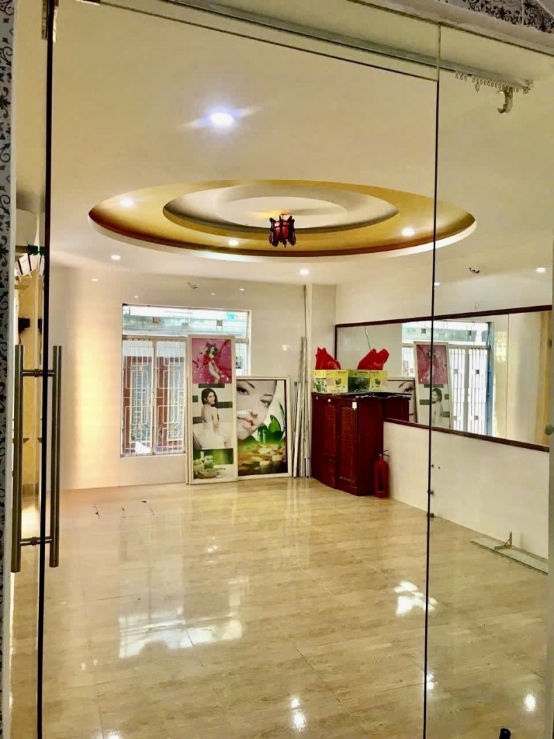 # Mặt Tiền Nguyễn Hoàng, 2 mặt thoáng, 55m2, 4 tầng đẹp, Kinh Doanh VIP, 8.x tỷ