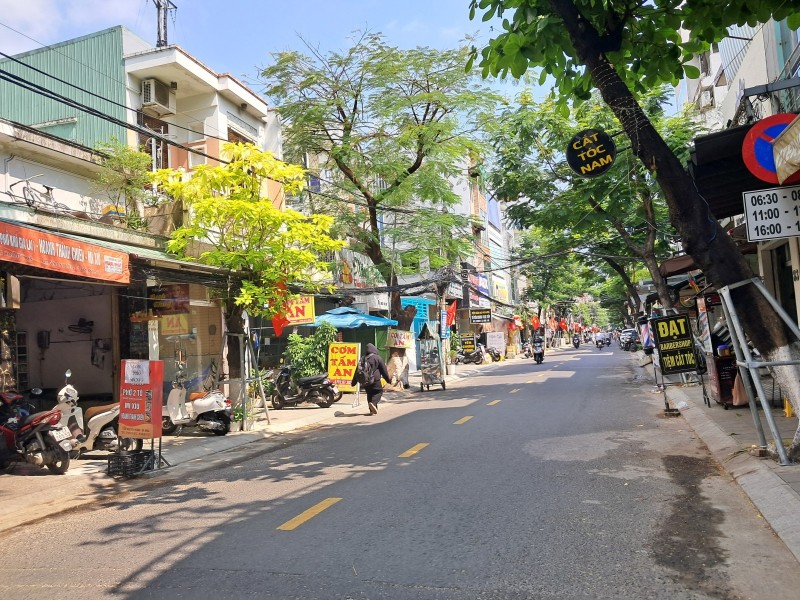 ► MT Nguyễn Hoàng gần Nguyễn Văn Linh, 2 mặt thoáng, 55m2, 4 tầng đẹp, Kinh Doanh VIP, 8.x tỷ