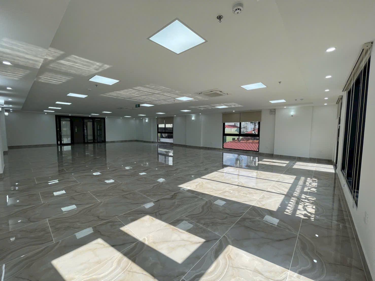🔅 BÁN TÒA VĂN PHÒNG SIÊU HIẾM MẶT PHỐ HÀNG CHUỐI, 225M2 9 TẦNG MT 11M, CHỈ 310 TỶ 🔅