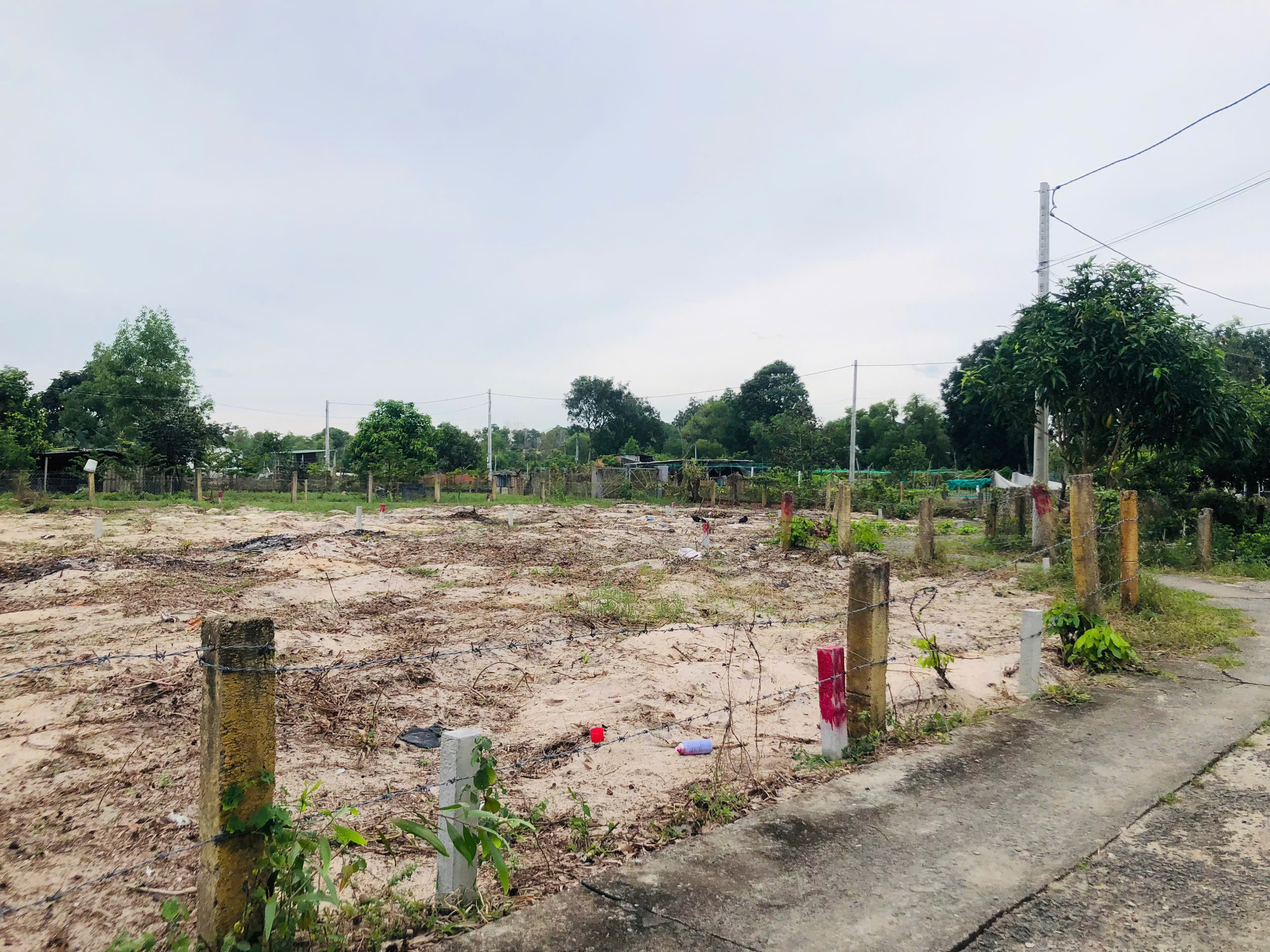 Bán 288m2 đất Thổ cư Hẻm Lê Minh Công, Tân Phước, LaGi giá ngộp 1 tỷ