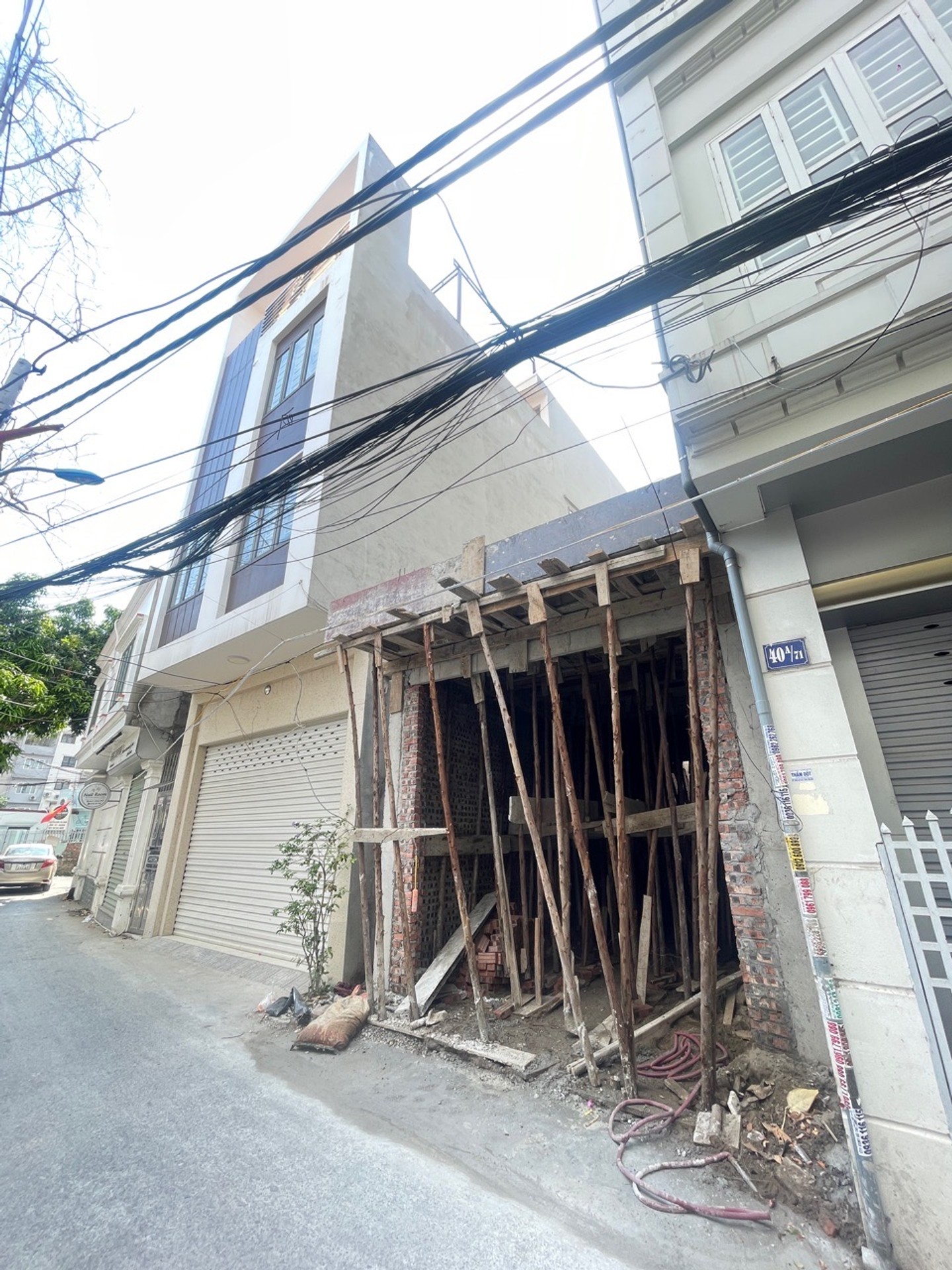 Nhà mới ngõ Đông Khê – 52m² x 5 tầng, có thang máy, ô tô vào tận nhà.