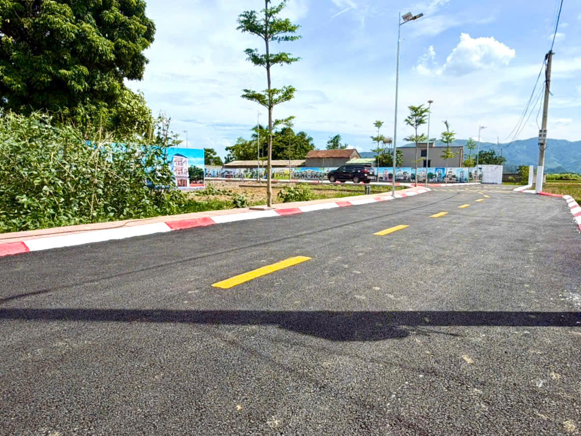 CẦN BÁN GẤP 2 LÔ ĐẤT ĐẸP TẠI TÂN HỘI – XUÂN MAI  CÁCH TRƯỜNG TIẺU HỌC 1KM THÔI