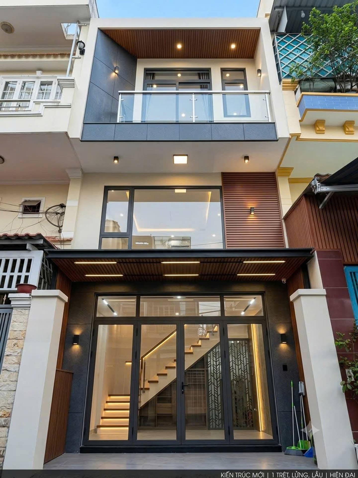 [Hiệp Bình Chánh] Nhà mới 3 tầng đẹp lung linh  - Hẻm xe hơi thông - Đối diện Gigamall và ĐH Luật - 5.35 tỷ TL