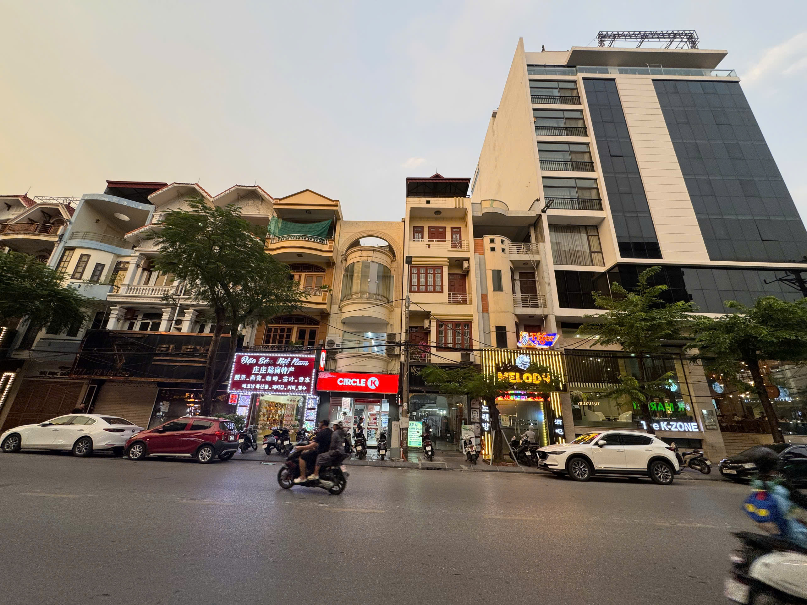 BÁN NHÀ MẶT ĐƯỜNG VĂN CAO – NGÔ QUYỀN
 HẢI PHÒNG