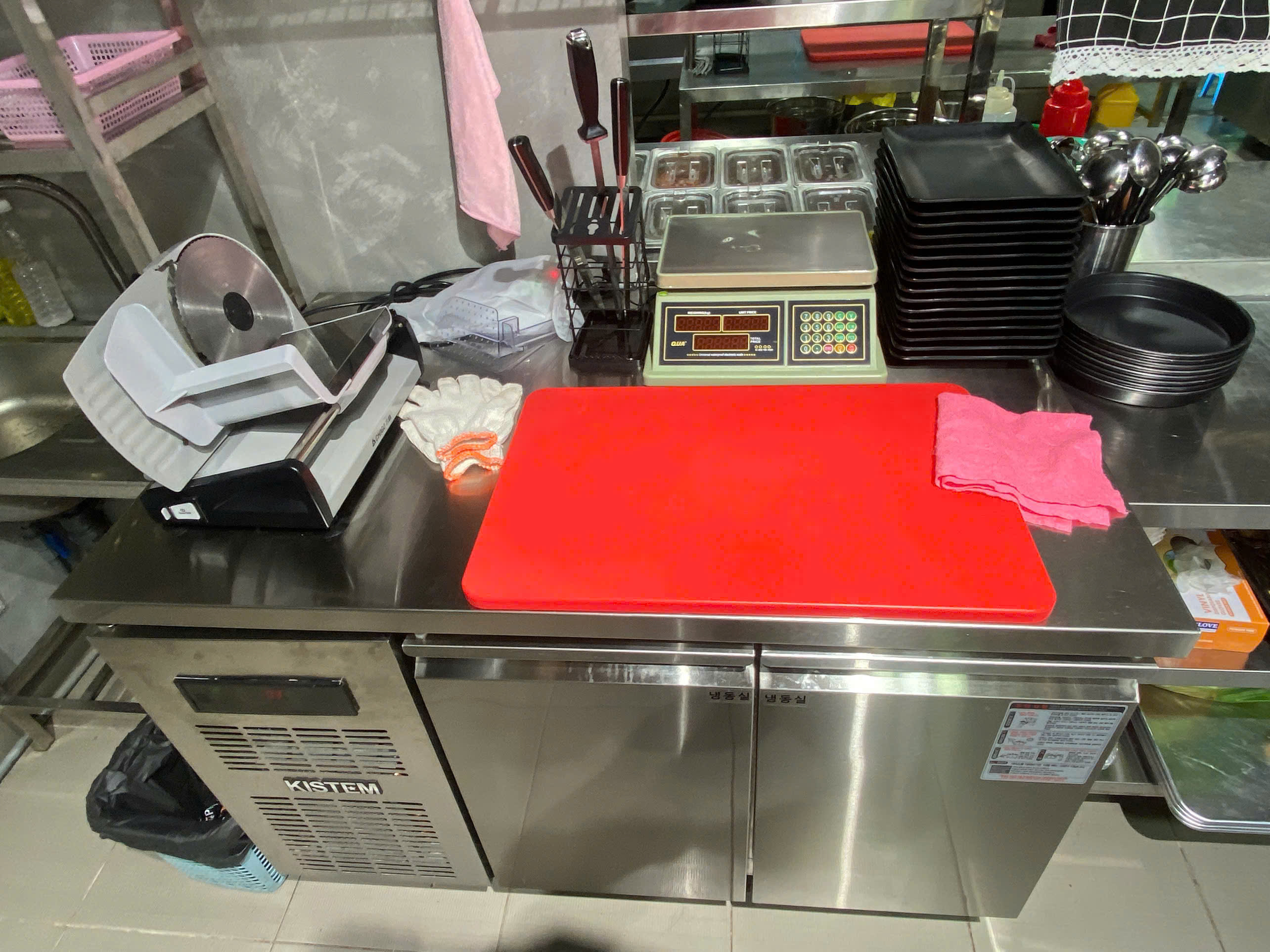 CHÍNH CHỦ SANG GẤP NHÀ HÀNG VIP QUẬN 2 – VỐN ĐẦU TƯ 2,9 TỶ, SANG LẠI CHỈ 1,5 TỶ (BAO CỌC)-4
