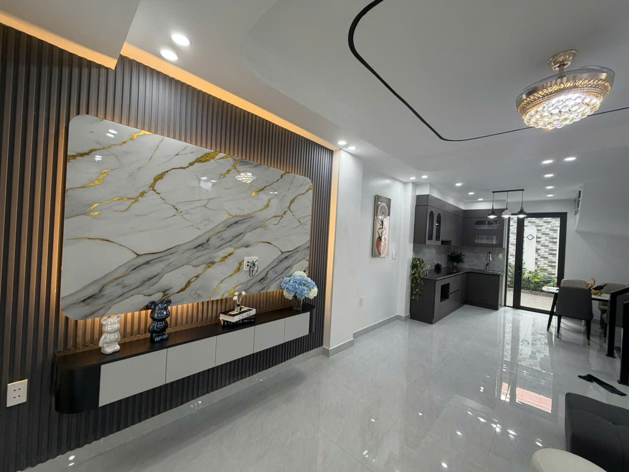 MỞ BÁN NHÀ XÂY MỚI PHỐ TÔN ĐỨC THẮNG