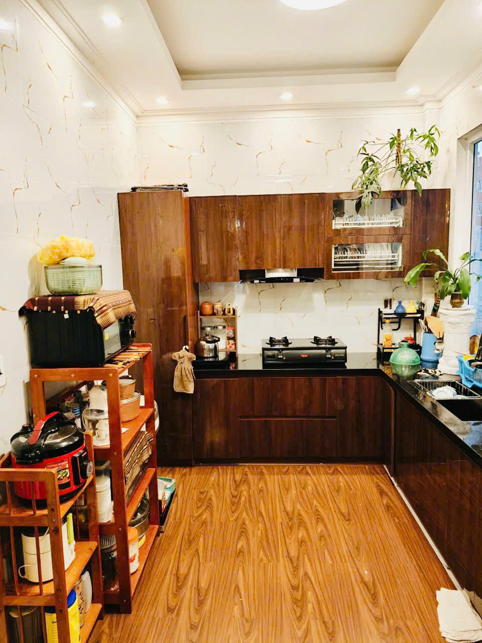 NHÀ PHỐ 2 TẦNG KIÊN CỐ – HẺM Ô TÔ TẬN NƠI KHU LỮ GIA, TRUNG TÂM PHƯỜNG 9, ĐÀ LẠT – GIÁ CHỈ 4 TỶ