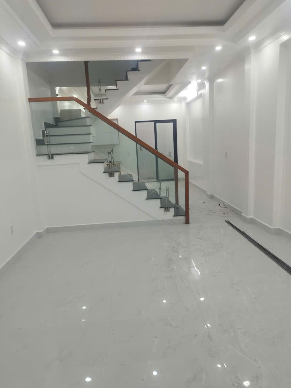 🏡 NHÀ 4 TẦNG KIÊN CỐ – Ô TÔ VÀO TẬN CỬA – GIÁ 2,85 TỶ