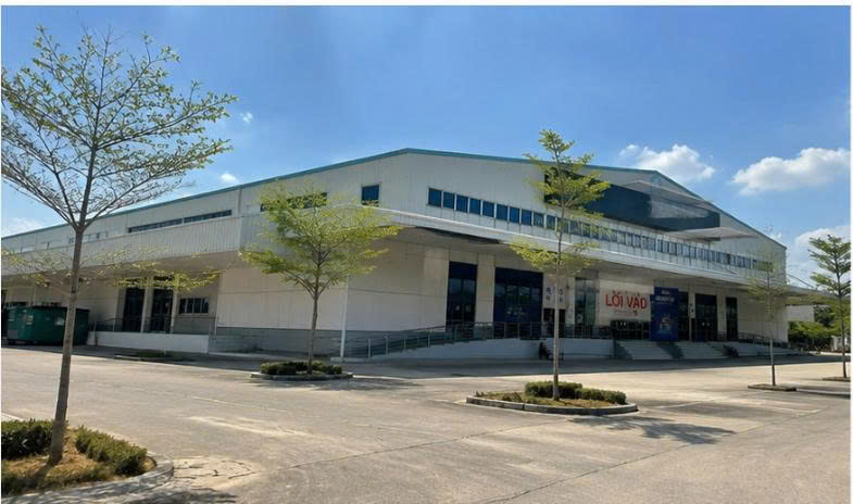 Bán Tổ Hợp Xưởng KCN Long Hậu, Cần Giuộc, Long An , 69.000m²  Mặt Tiền 443m  Giá 650 Tỷ