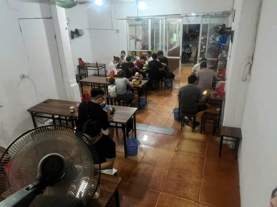 SANG NHƯỢNG QUÁN BÁNH CUỐN - BÚN CHẢ - GÀ ÁC TẦN - CƠM GÀ XỐI MỠ ĐANG KINH DOANH TỐT TẠI AN KHÁNH, HOÀI ĐỨC