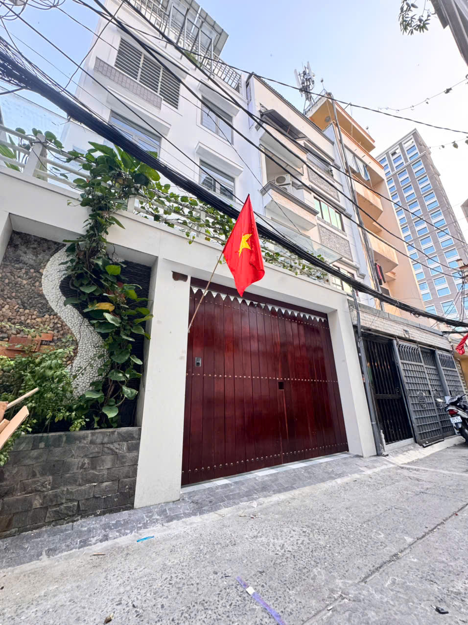 BÁN SIÊU PHẨM 6 TẦNG THANG MÁY - HXH Đ.PHẠM VIẾT CHÁNH, NGUYỄN CƯ TRINH, QUẬN 1 - THANG MÁY - DT 90M2 NGANG LỚN 6M*15M ĐẸP - 0938676685 GIANG GIANG