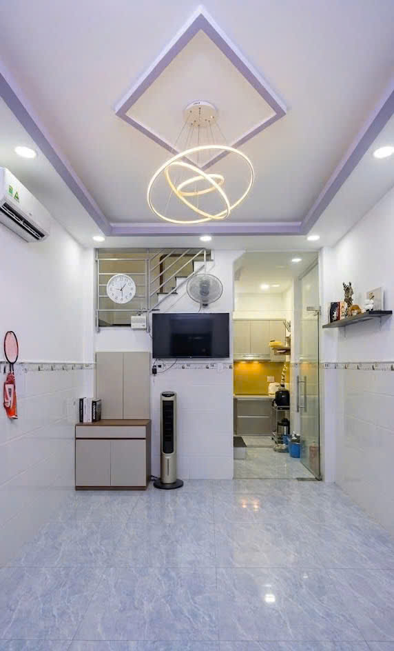 Nhà Lê Hồng Phong, QUẬN 10, gần Đại học Văn Hiến, 5.2 tỷ