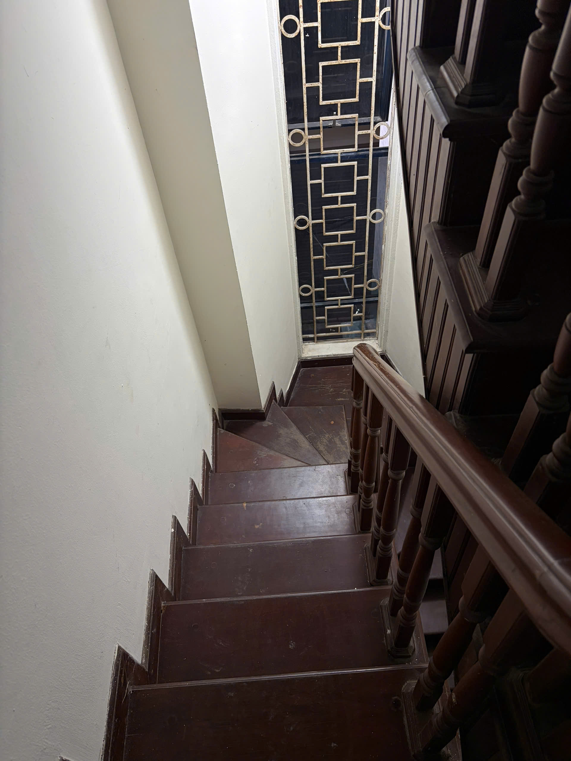 DUY NHẤT 1 PHÒNG CHO NỮ THUÊ TẠI PHƯỜNG NGỌC KHÁNH , BA ĐÌNH ( NAY THUỘC PHƯỜNG GIẢNG VÕ ), HÀ NỘI GIÁ 2TR800k