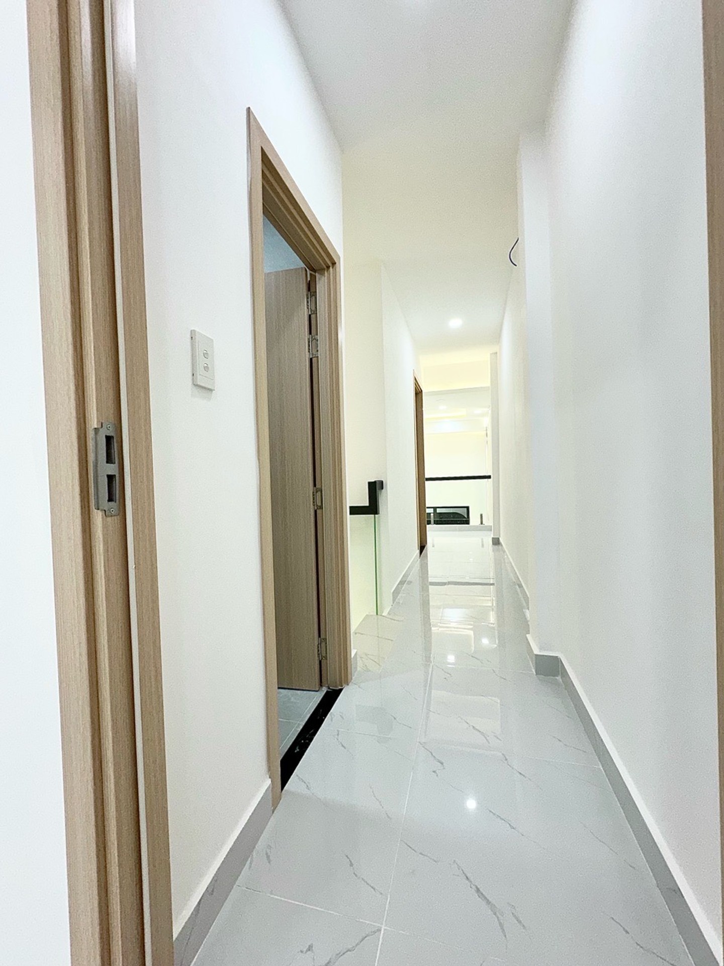 CHỦ ĐỊNH CƯ NƯỚC NGOÀI GỬI BÁN DÙM 62m2 ĐƯỜNG HUỲNH THIÊN LỘC CHỈ 6 ĐỒNG HƠN.-3