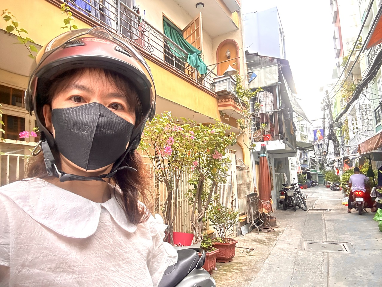 BÁN SIÊU PHẨM MT XE HƠI ĐẬU CỬA Đ.TÔN THẤT THUYẾT- CHỈ 5.2T- LƯU THÔNG THUẬN TIỆN- Đ.KHÁNH HỘI- HOÀNG DIỆU- BẾN VÂN ĐỒN- NGUYỄN TẤT THÀNH.-4