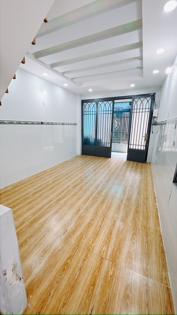 BÁN NHÀ Đ.KHÁNH HỘI 45M2- CHỈ 4.7T- CÁCH 30M RA MT KHÁNH HỘI- LƯU THÔNG TÔN THẤT THUYẾT- HOÀNG DIỆU- BẾN VÂN ĐỒN.-3