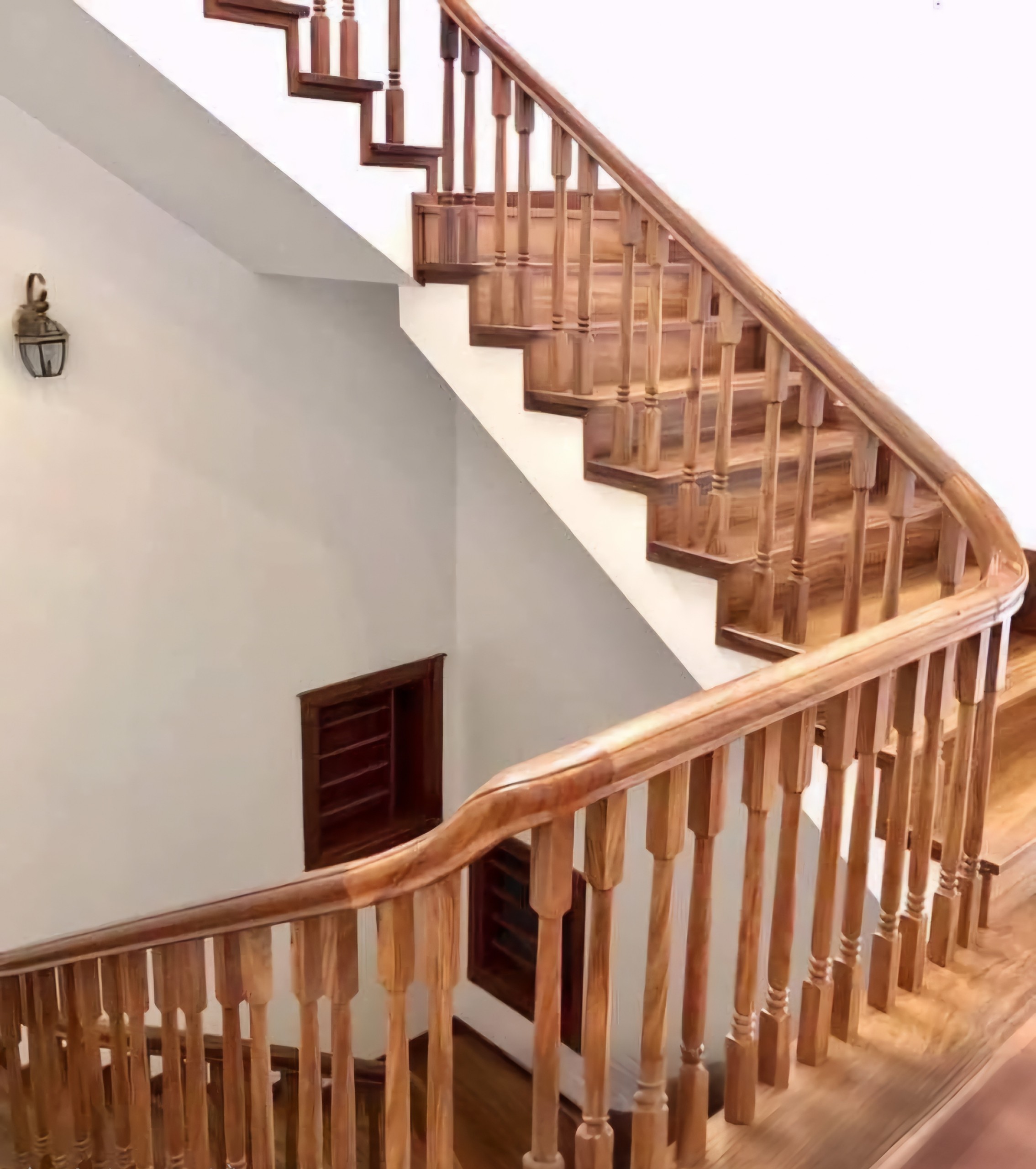 Cho thuê nhà, THANG MÁY, 81m2_ 5T; Nguyễn Thị Định, Hoàng Ngân -35 tr