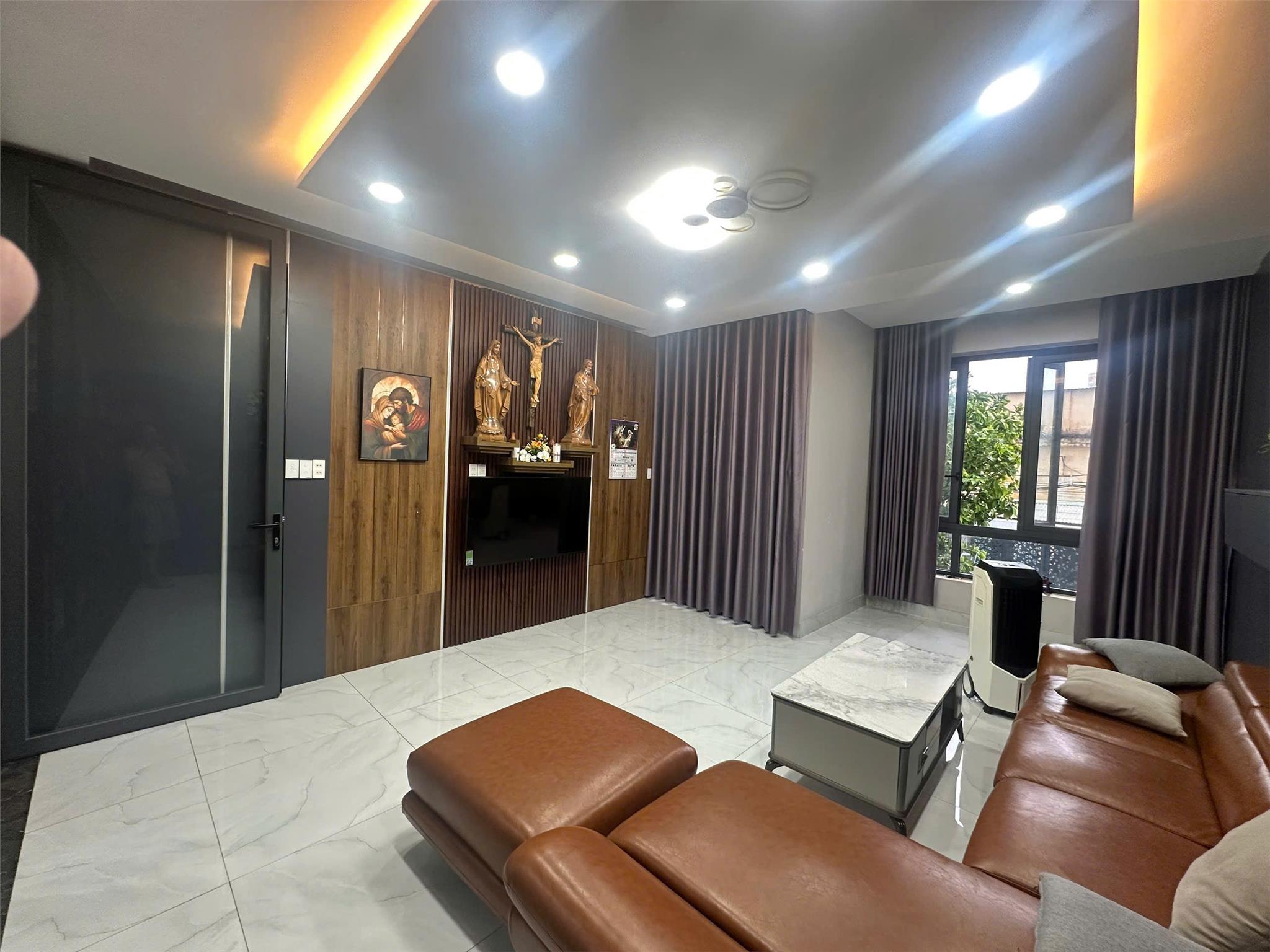 XUÂN THỚI ĐÔNG HÓC MÔN TRỤC NHƯA 8M, 3TẦNG, 160M2, NHINHT 6T-3