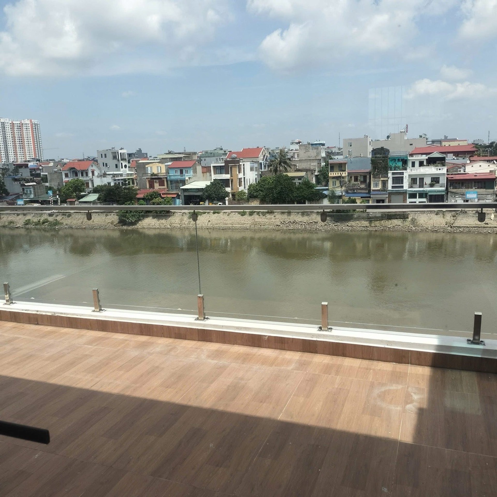 Nhà mặt đường Lán Bè – View sông Tam Bạc, vị trí đẹp giữa trung tâm.