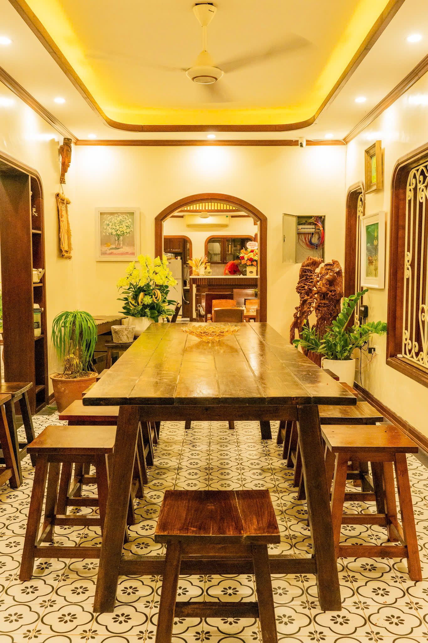 Bạn đang tìm một chỗ cafe yên tĩnh ở gần Hồ Gươm để gặp khách hàng, bàn chuyện công việc hoặc trao đổi với đối tác-1