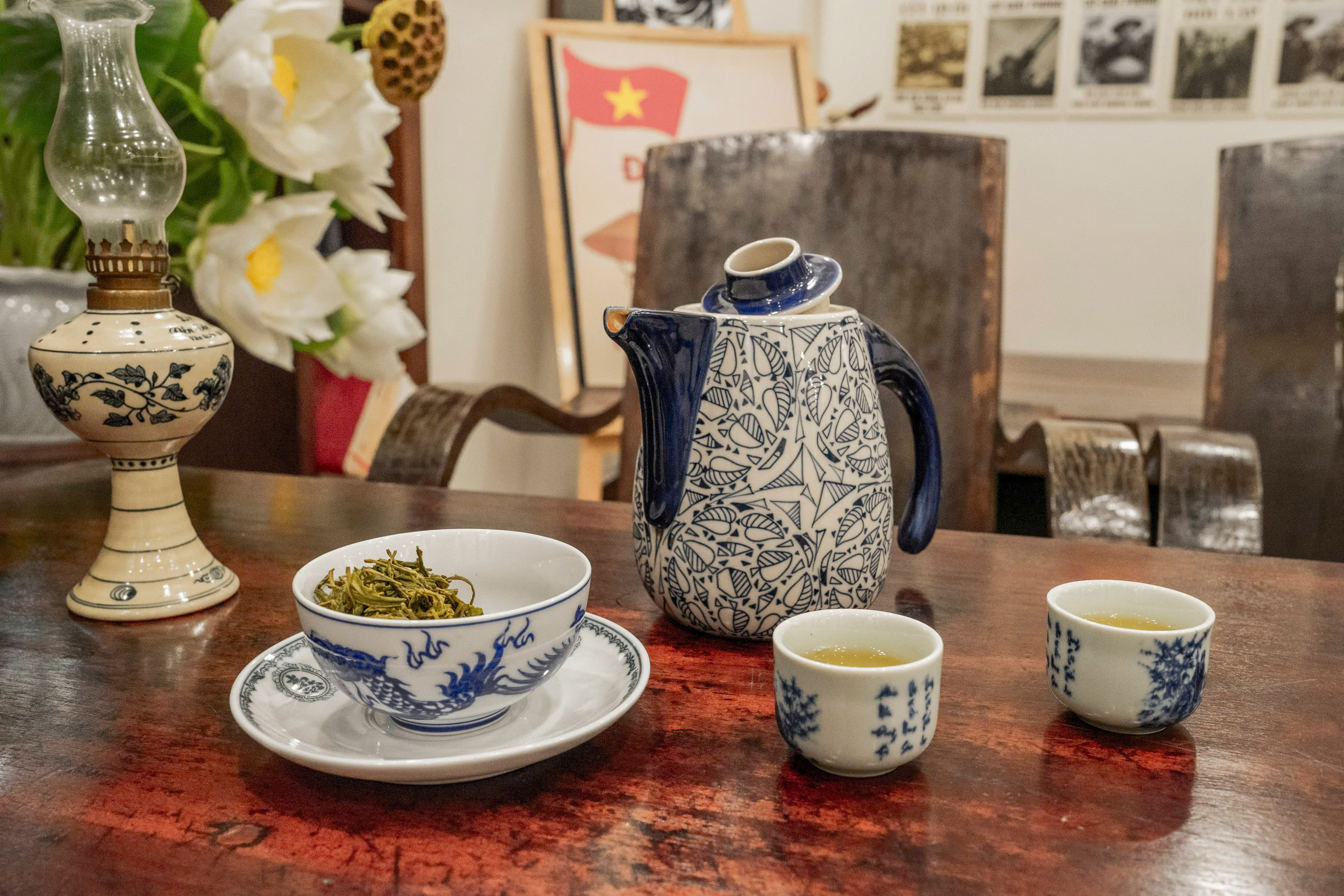 Bạn đang tìm một chỗ cafe yên tĩnh ở gần Hồ Gươm để gặp khách hàng, bàn chuyện công việc hoặc trao đổi với đối tác-4