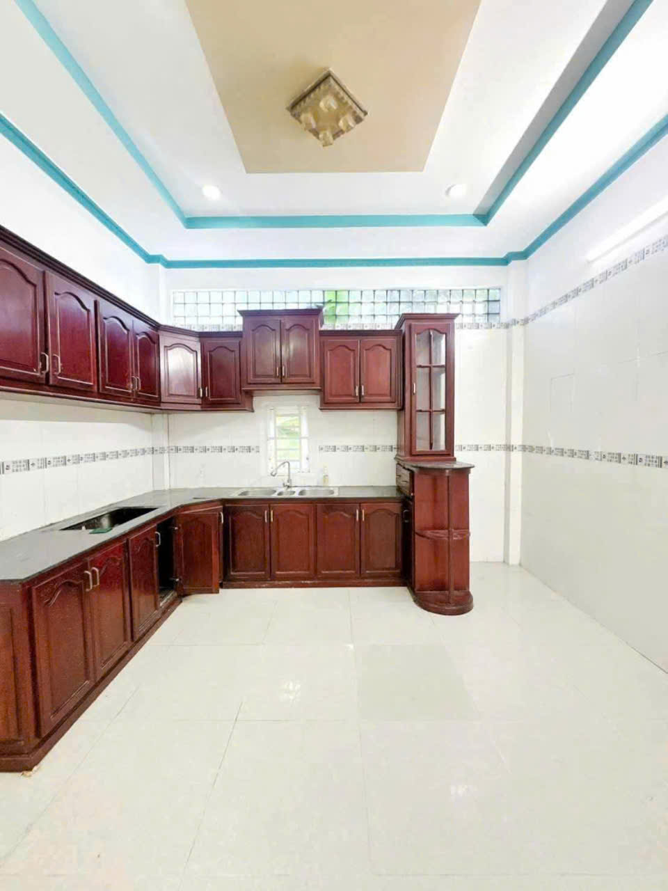 25. Nhà lầu 2 phòng ngủ hẻm Tầm Vu – Giá 6 triệu