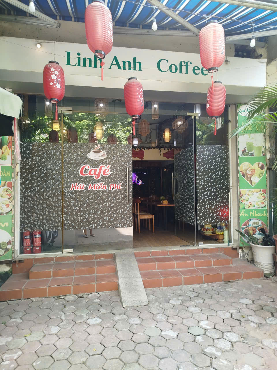 Tôi cần nhượng lại quán cafe hát cho nhau nghe ở phố Lê Trọng Tấn, Hà Đông