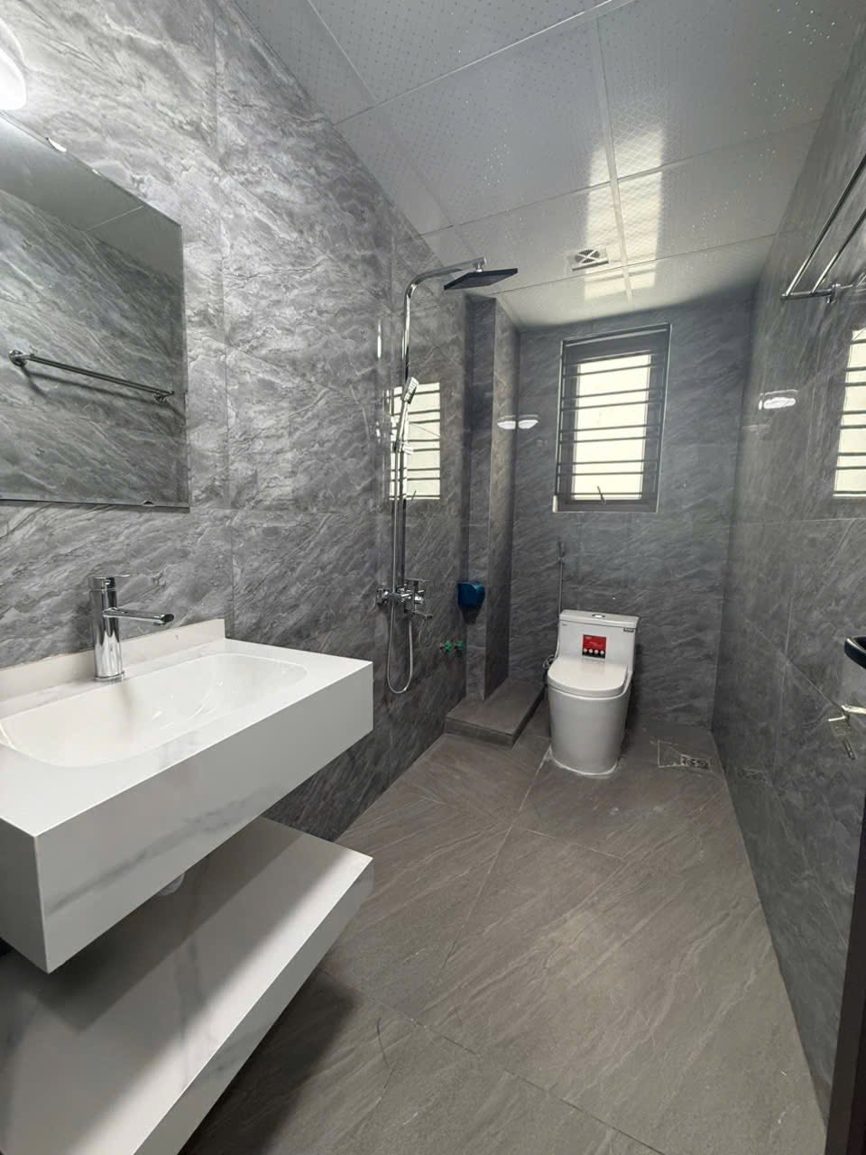 Bán nhà 3 tầng ngõ đường Trần Hưng Đạo, ph Ngọc Châu, TP HD, 43m2, mt 6m, 3 ngủ, gần đường lớn-3