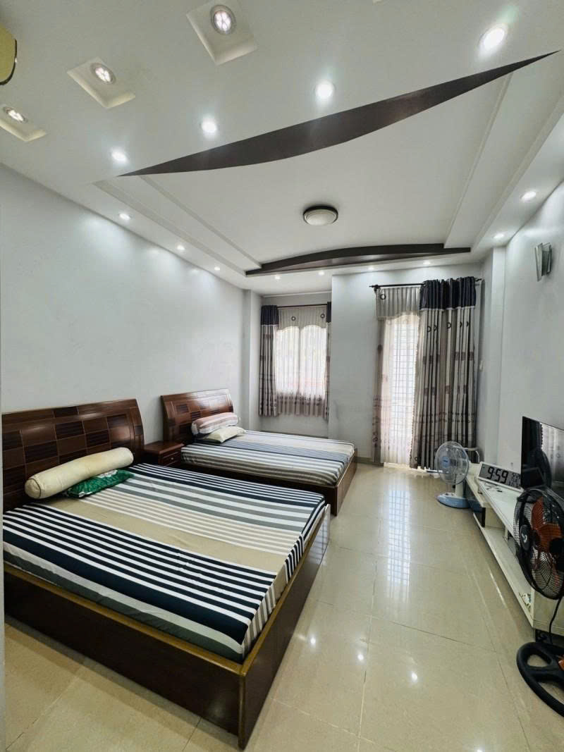Bán nhà HXH 10m Ni Sư Huỳnh Liên - gần Đồng Đen, 4x23m, 5 Tầng - 5PN, 14,9 tỷ.-3