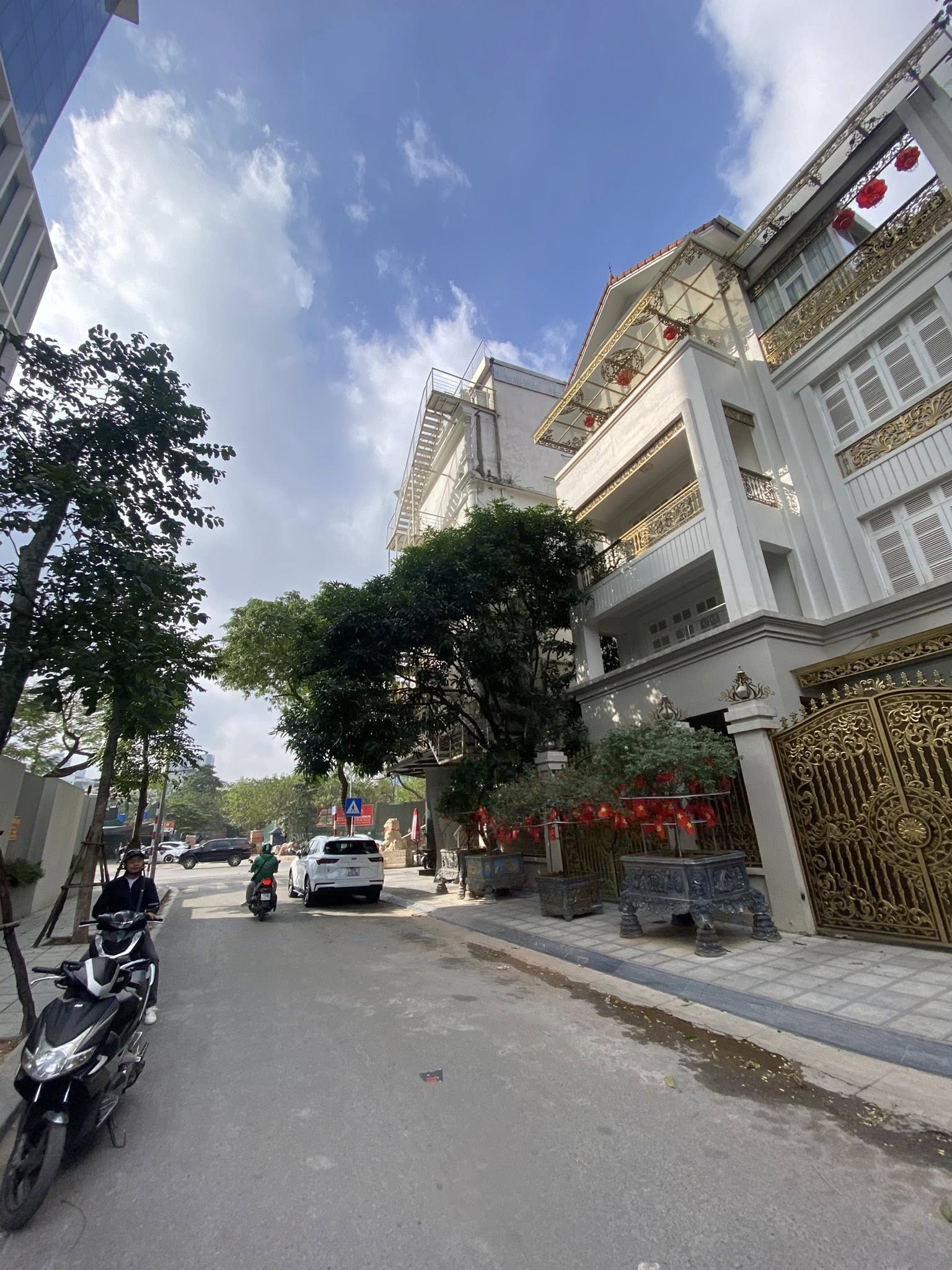 🔅 BÁN BIỆT THỰ ĐƠN LẬP SÂN VƯỜN KĐT MỚI YÊN HÒA, 234M2 4T MT 15M, CHỈ 122 TỶ 🔅