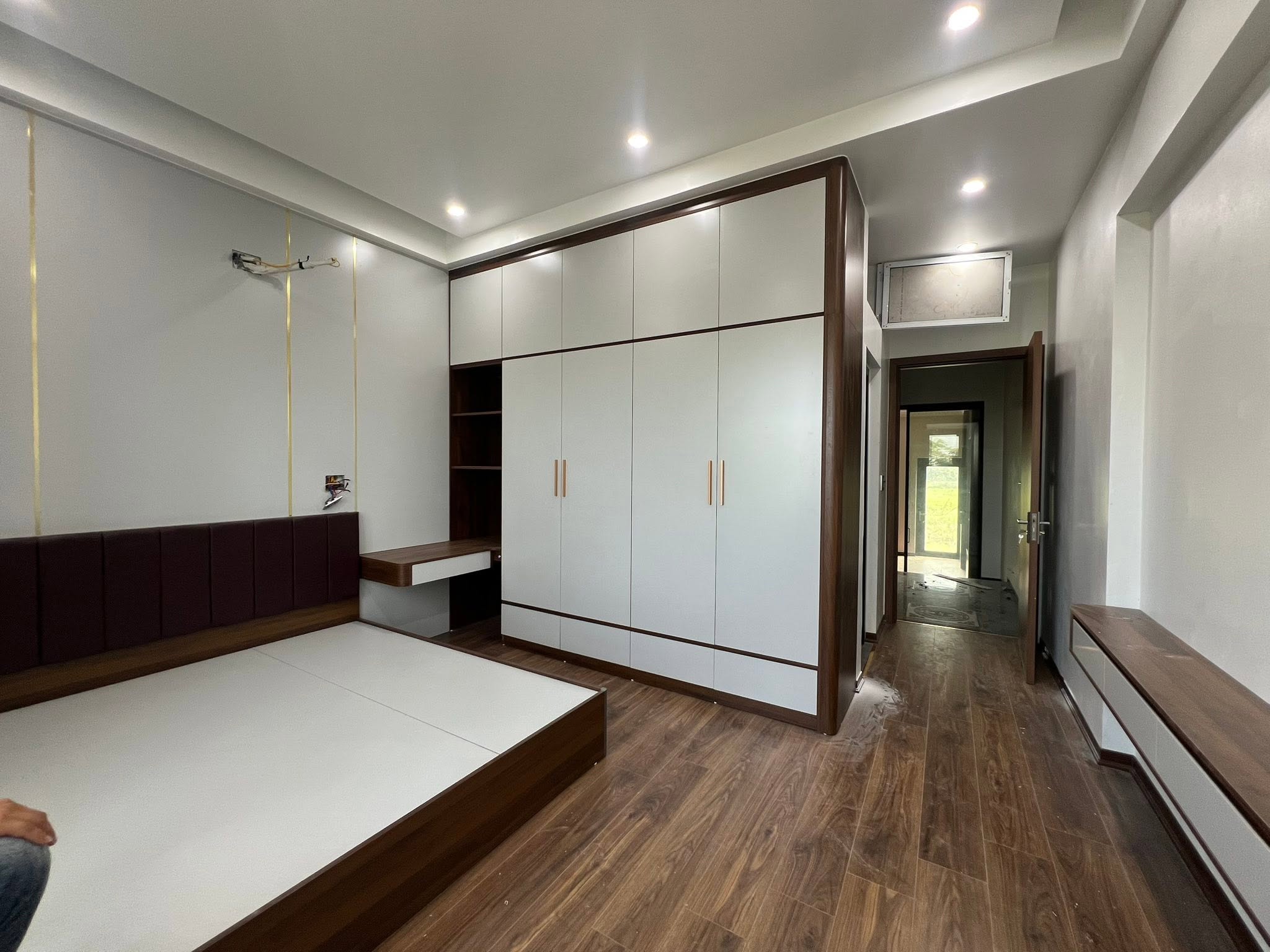 Bán nhà 5 tầng mặt phố KĐT phường Tân Hưng mới, TP Hải Dương, 67.5m2, mt 4.5m, 5 ngủ, thang máy