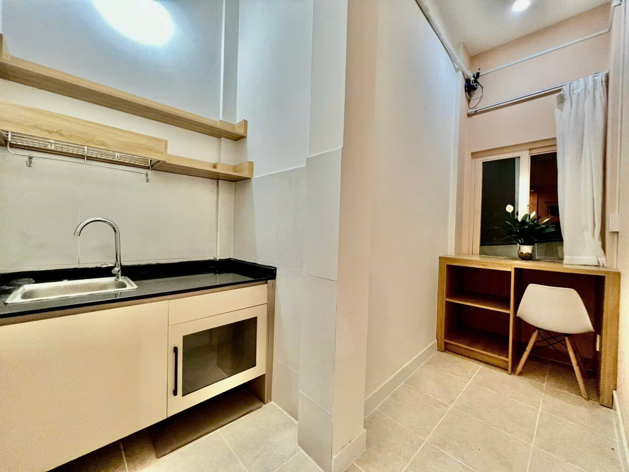 bán nhà ĐẸP Ngang 3.2 x 10 nở 5m 

đúc 5 tấm Q4 có 4Đ
dòng tiền 20 triệu-3