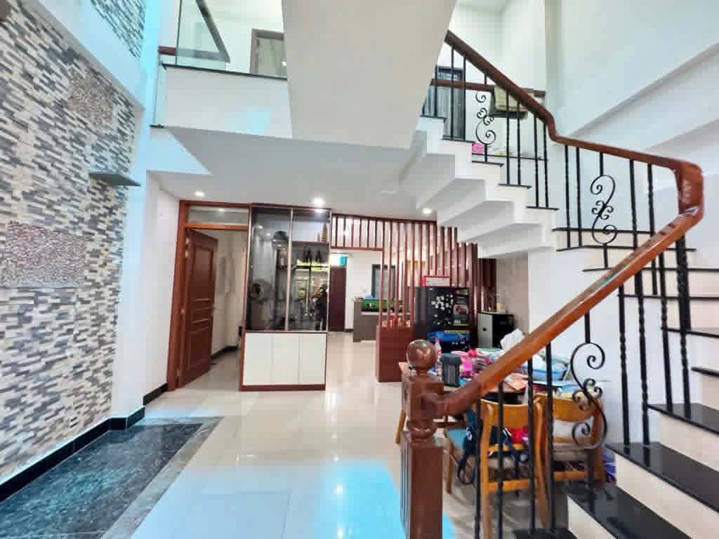 # MT Đoàn Căn Cừ, Phước Lý, 100m2, 2.5  tầng, chắc đẹp, thoáng, ở ngay, 5.xx tỷ