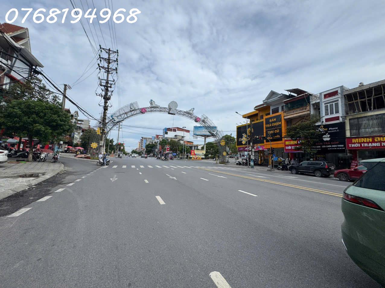 BÁN NHÀ MẶT ĐƯỜNG ĐẠI LỘ HÙNG VƯƠNG ( Đoạn rốc rệt ) PHƯỜNG NÔNG TRANG, TP. VIỆT TRÌ . LH 0768194968