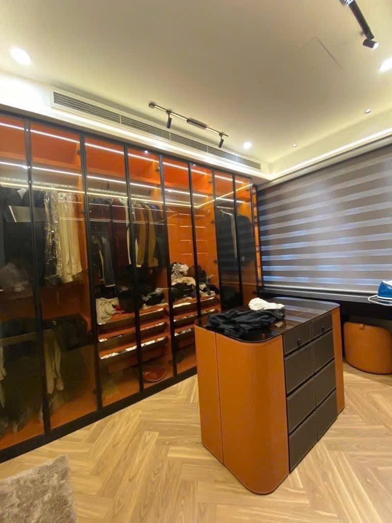 Bán nhà phố cổ Phùng Hưng xách vali vào ở luôn 45m², 6 tầng, mặt tiền 4m, giá 19,4 tỉ, ngõ rộng