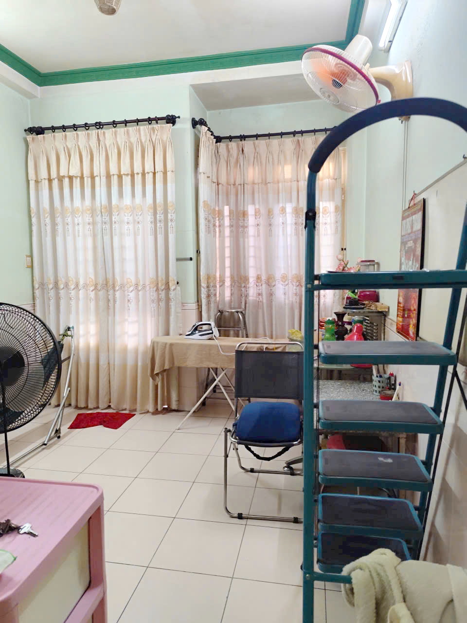Nhà 4 tầng mặt tiền đường Tám Danh P.Chánh Hưng . Giá: 11 tỷ