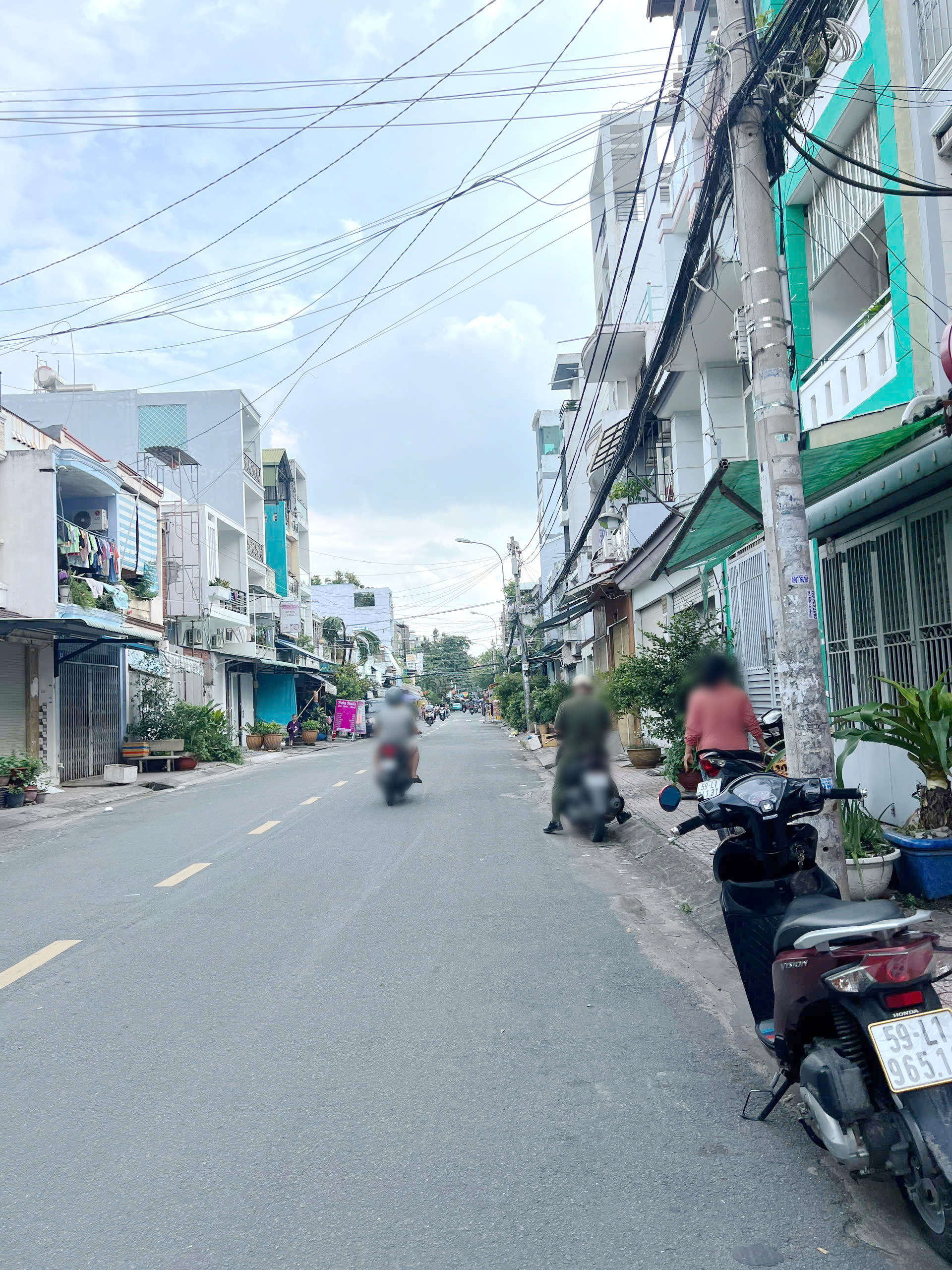 Nhà 4 tầng mặt tiền đường Tám Danh P.Chánh Hưng . Giá: 11 tỷ-3
