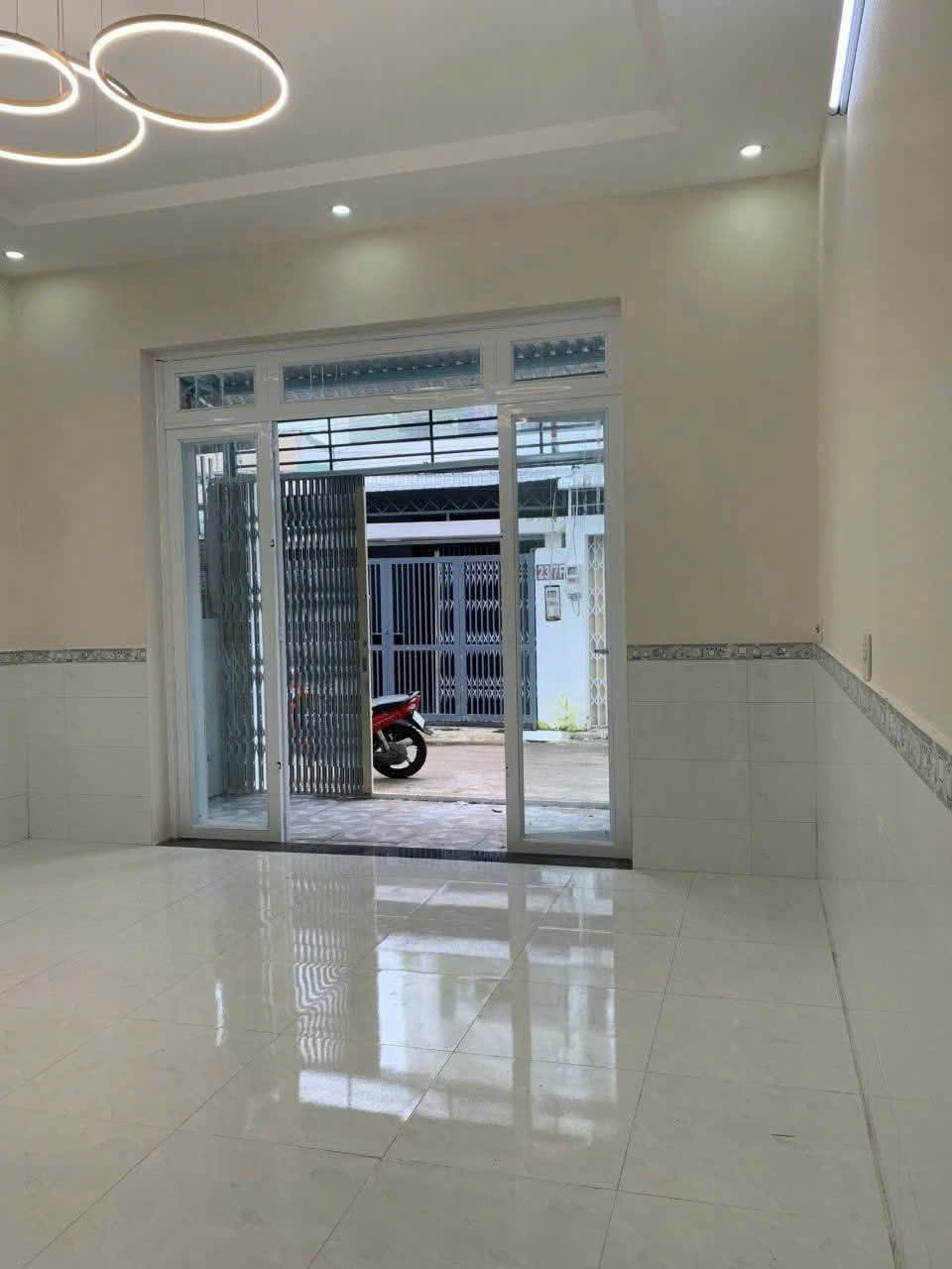 24. Nhà trệt 2 phòng ngủ Nhật Tảo – Giá 5 triệu